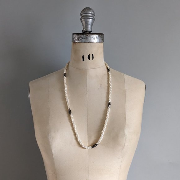 Vintage 1950s Freshwater Pearl & Black Onyx Necklace - Picture 1 of 5